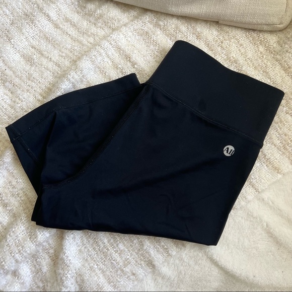 Bandier All Access Center Stage 9” Biker Short - Picture 5 of 6